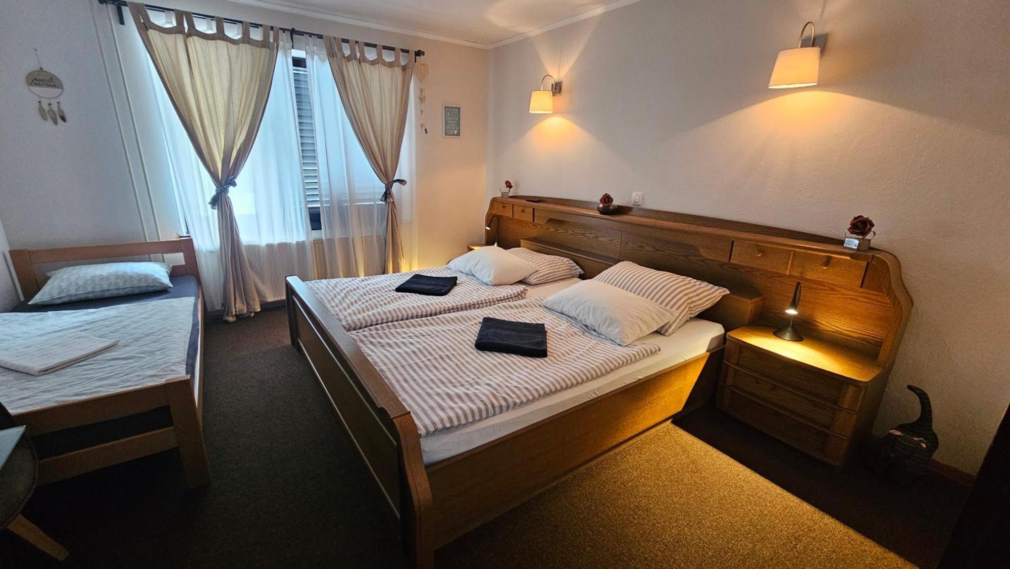 Rooms Malina Blejska Dobrava Exteriér fotografie