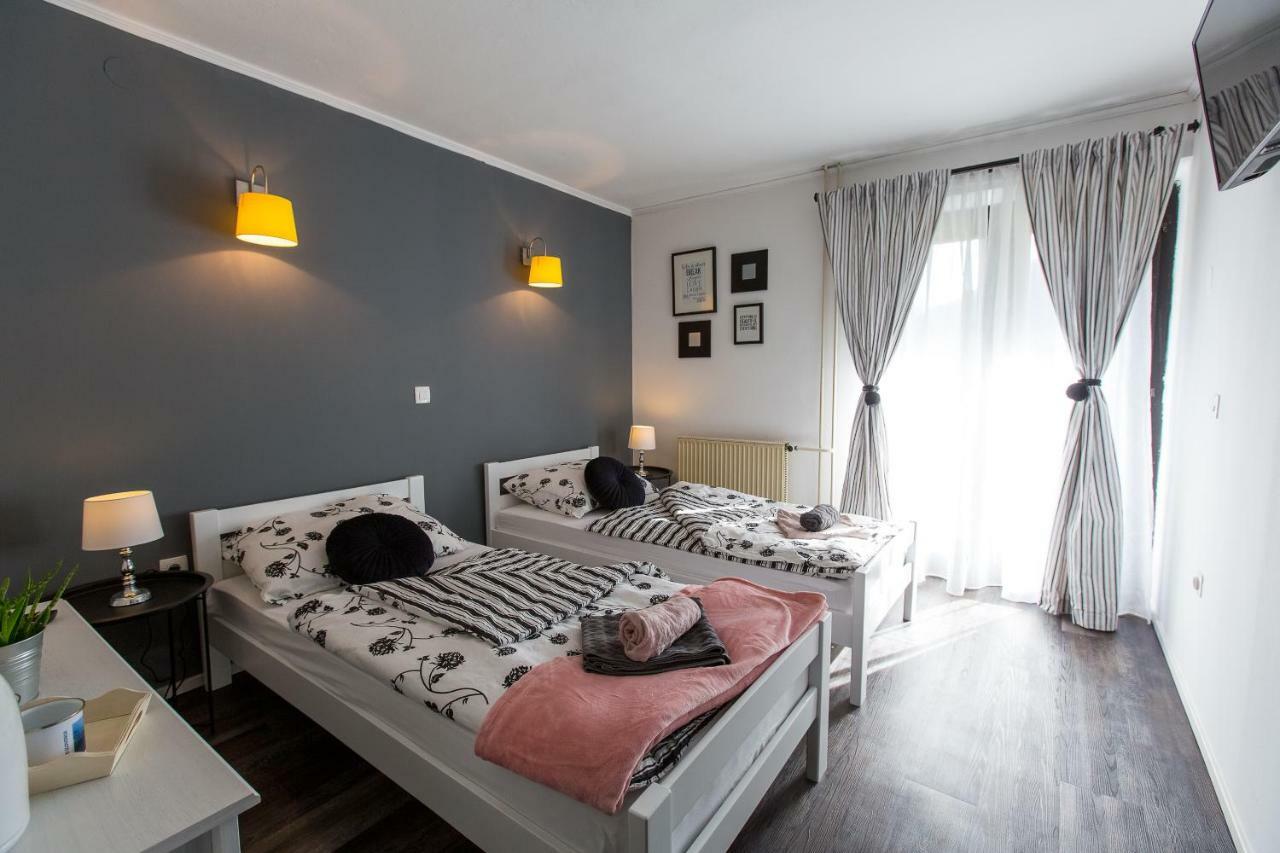 Rooms Malina Blejska Dobrava Exteriér fotografie